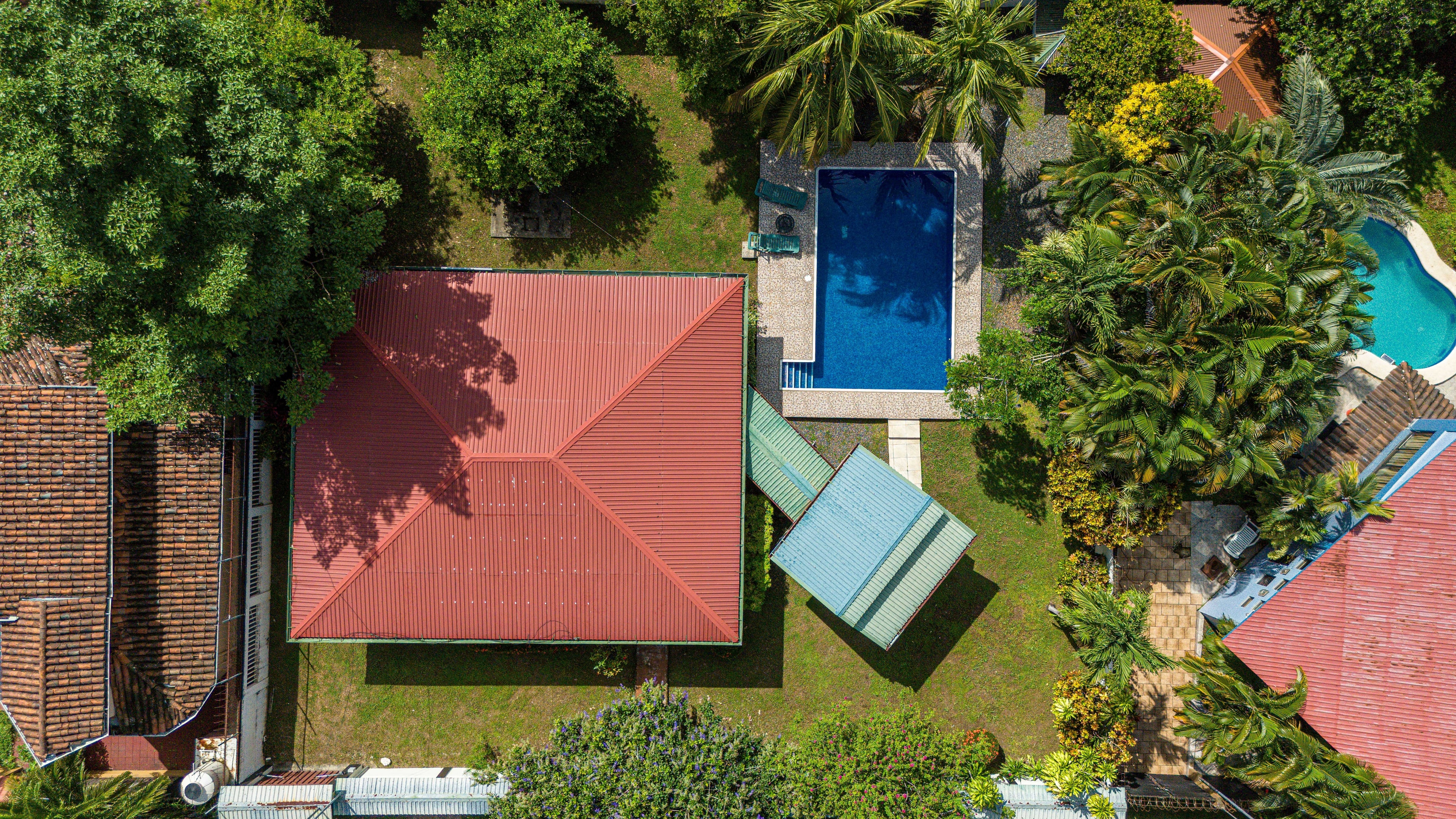 Aerial view of the private Jacó house with pool